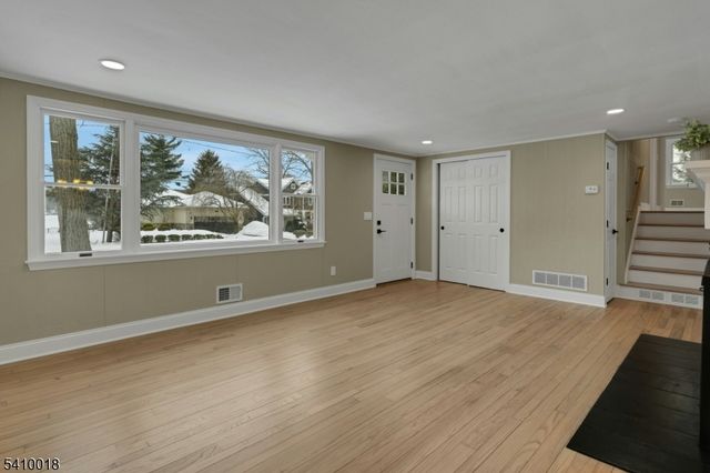 583 W Shore Trl, Sparta Twp., NJ 07871