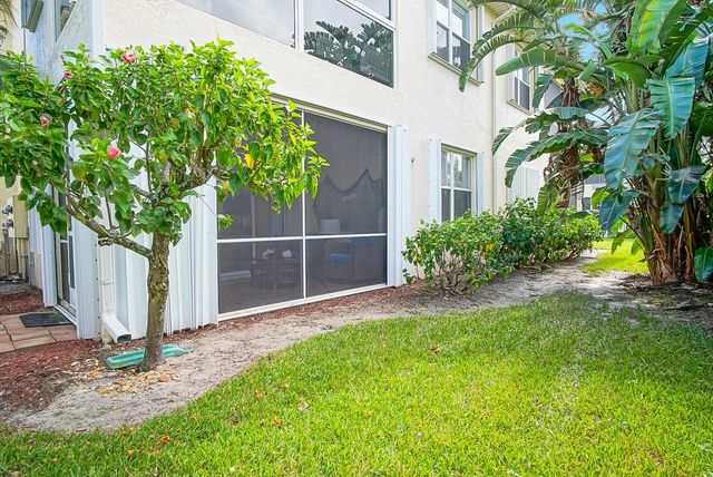 503 Southstar Drive 503, Fort Pierce, FL 34949