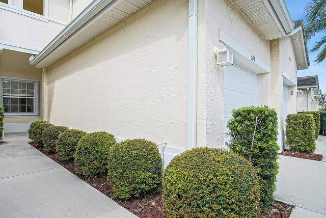 503 Southstar Drive 503, Fort Pierce, FL 34949
