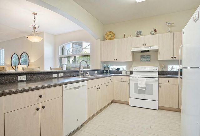 503 Southstar Drive 503, Fort Pierce, FL 34949