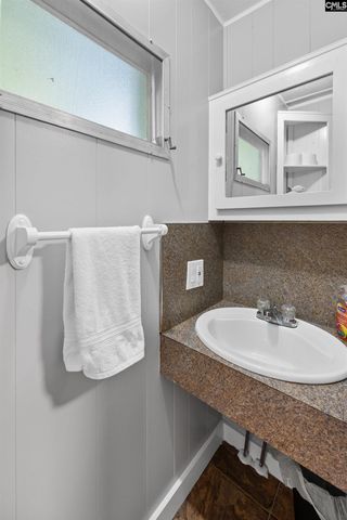 1386 Hobbs Drive, Summerton, SC 29148