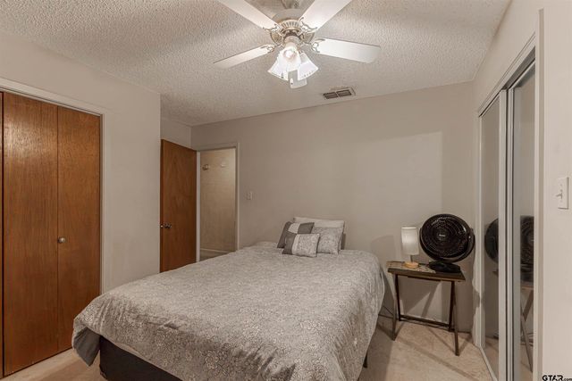 3863 Lamb Drive, Tyler, TX 75709
