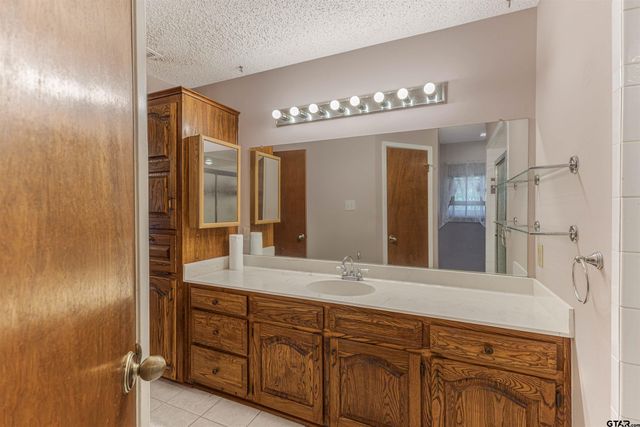 3863 Lamb Drive, Tyler, TX 75709