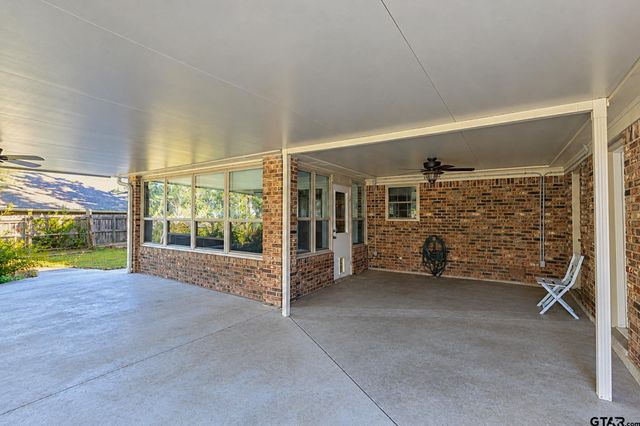 3863 Lamb Drive, Tyler, TX 75709