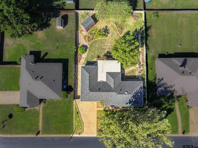 3863 Lamb Drive, Tyler, TX 75709