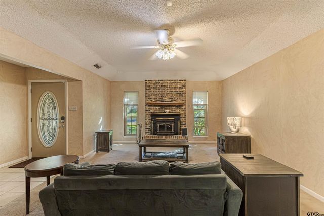 3863 Lamb Drive, Tyler, TX 75709