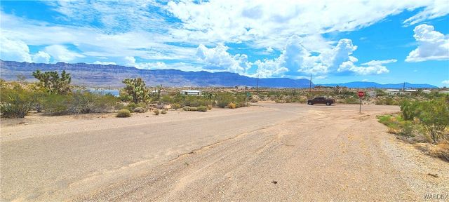 765 E Bishop Drive, Meadview, AZ 86444