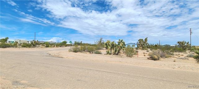 765 E Bishop Drive, Meadview, AZ 86444