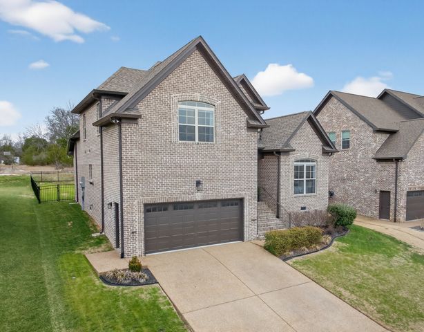 716 BROOKE COVE, Mount Juliet, TN 37122