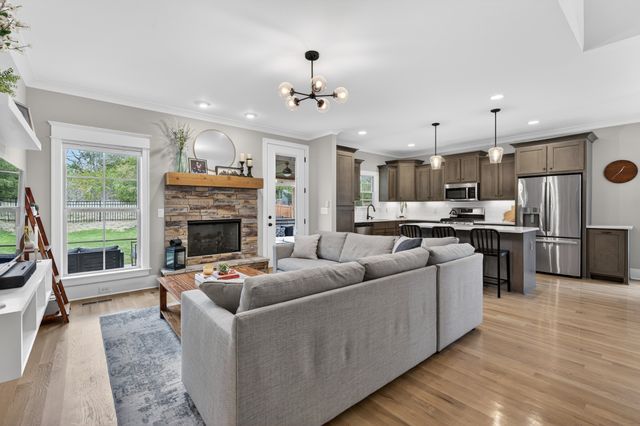 716 BROOKE COVE, Mount Juliet, TN 37122