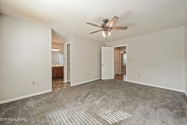 1006 Stones Throw Lane, Sevierville, TN 37876