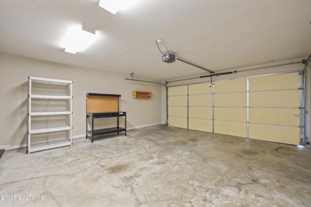 1006 Stones Throw Lane, Sevierville, TN 37876