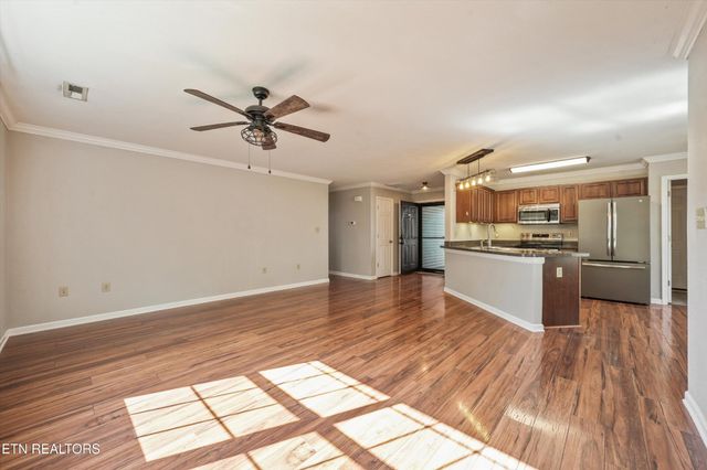 1006 Stones Throw Lane, Sevierville, TN 37876