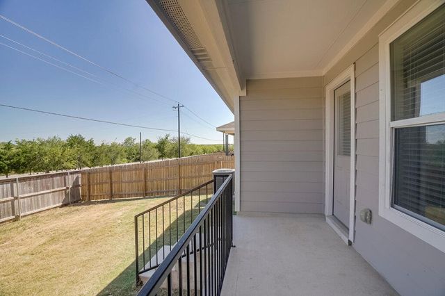 12317 Silversmith LN, Mustang Ridge, TX 78610