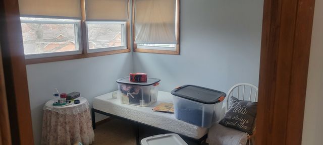 927 Walter Street, Lemont, IL 60439