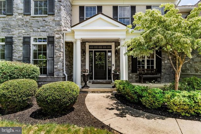 2425 HUME LN, Enola, PA 17025