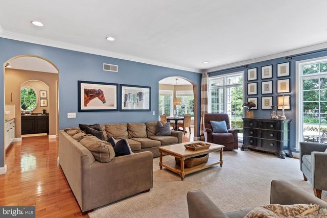 2425 HUME LN, Enola, PA 17025