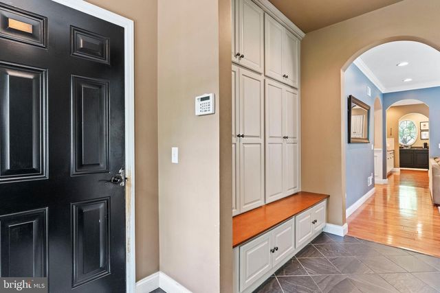 2425 HUME LN, Enola, PA 17025