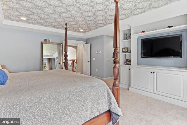 2425 HUME LN, Enola, PA 17025