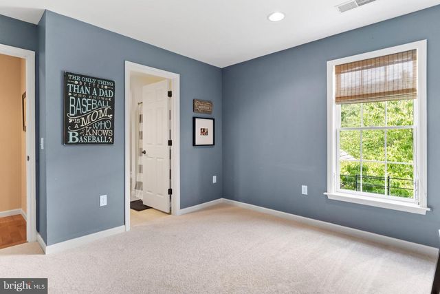 2425 HUME LN, Enola, PA 17025
