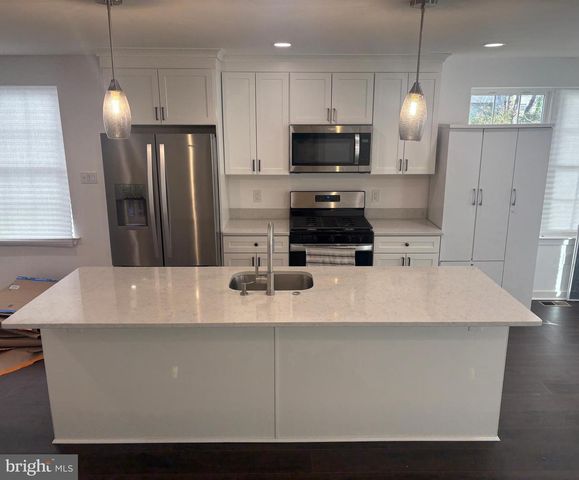 113 JACKSON AVE, Glenside, PA 19038