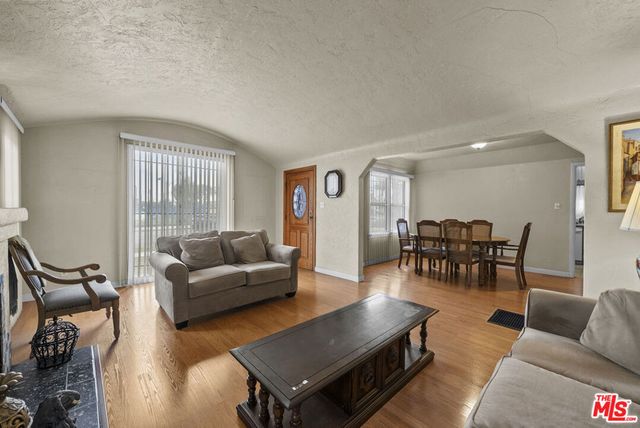 2729 W 79th Street, Inglewood, CA 90305