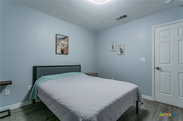 615 E 9th Avenue, Belton, TX 76513