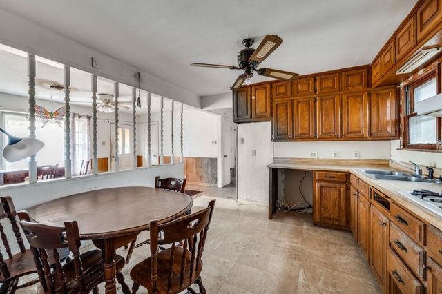 932 Moss Street, Gainesville, TX 76240