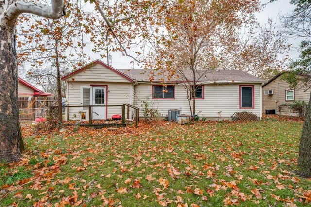 932 Moss Street, Gainesville, TX 76240