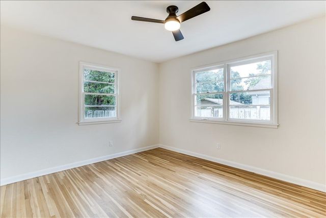 1238 N Derby Ave, Derby, KS 67037