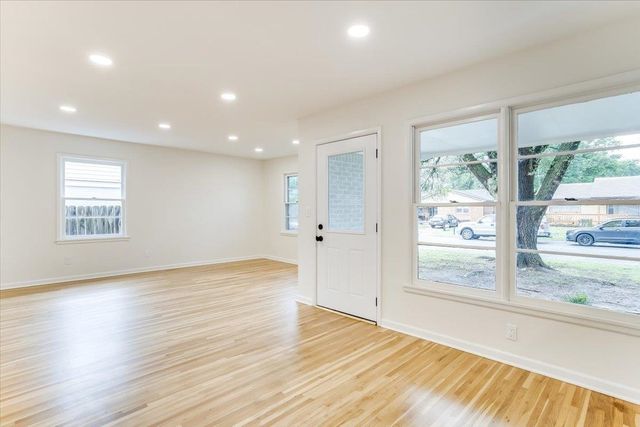 1238 N Derby Ave, Derby, KS 67037