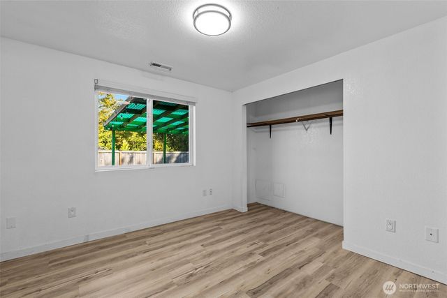 5901 N 37th Street, Tacoma, WA 98407