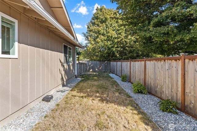 5901 N 37th Street, Tacoma, WA 98407