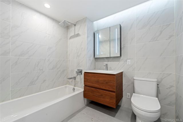 144-49 Northern Boulevard 722, Flushing, NY 11354