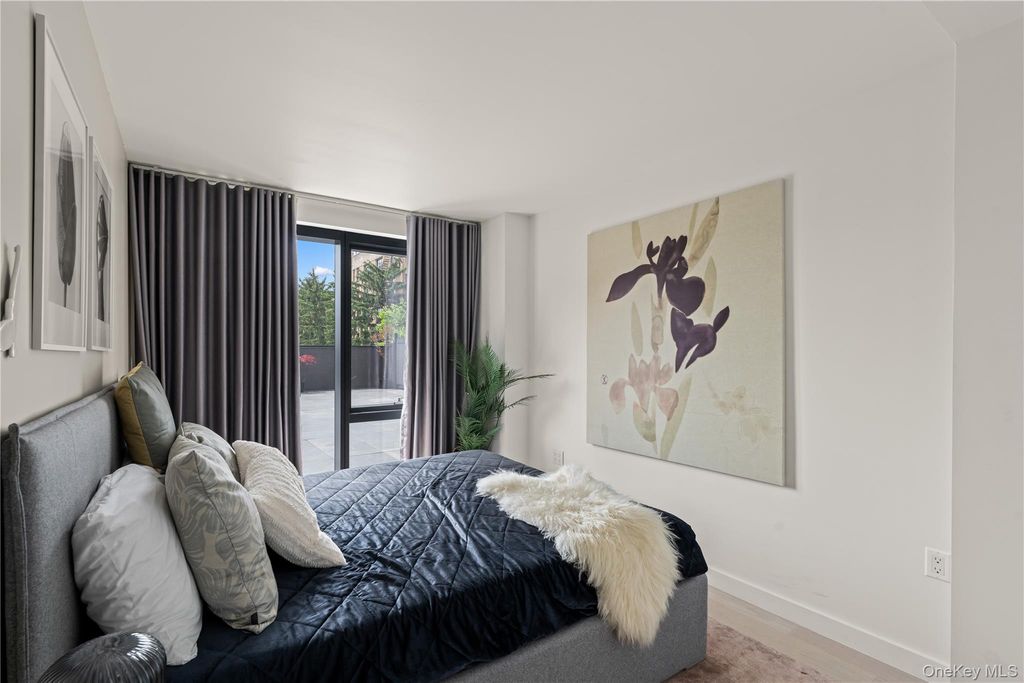 144-49 Northern Boulevard 722, Flushing, NY 11354