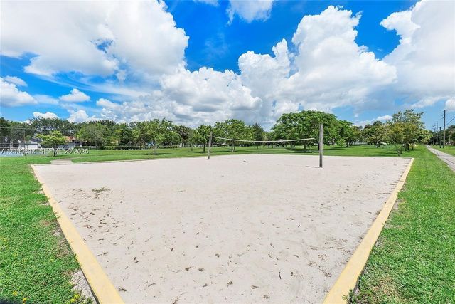 4133 NW 88th Ave 102, Coral Springs, FL 33065