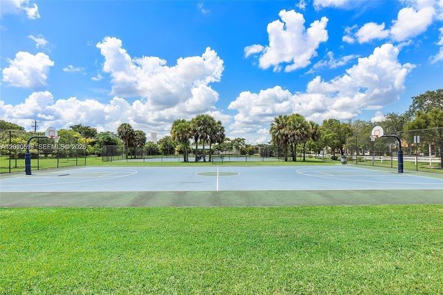 4133 NW 88th Ave 102, Coral Springs, FL 33065