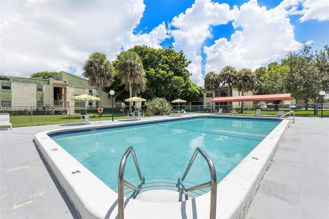 4133 NW 88th Ave 102, Coral Springs, FL 33065