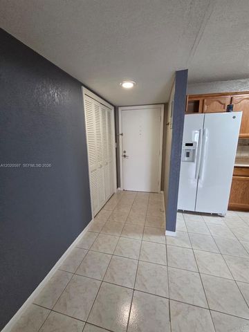4133 NW 88th Ave 102, Coral Springs, FL 33065