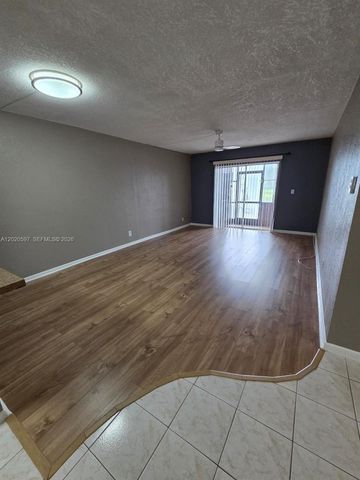 4133 NW 88th Ave 102, Coral Springs, FL 33065
