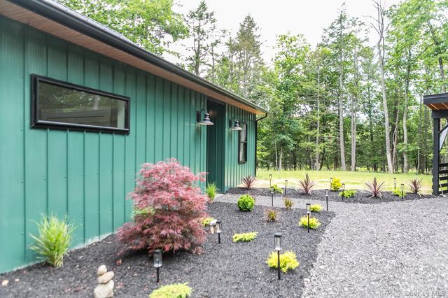 13 Teradon Road, Rochester, NY 12404