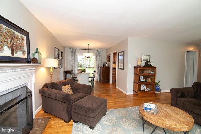 8411 MOREY LN, Alexandria, VA 22308