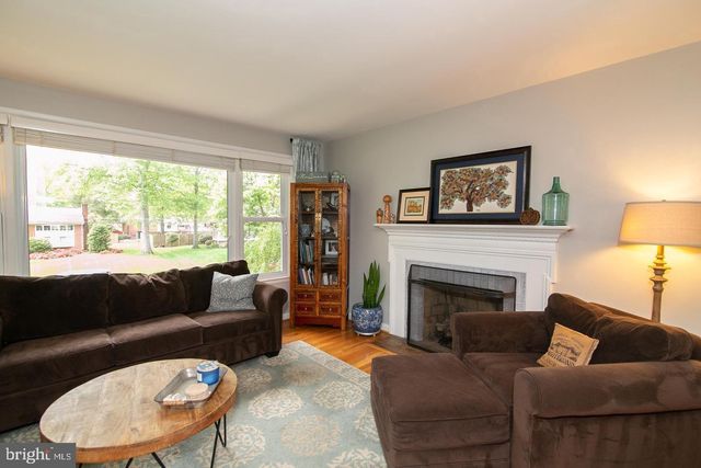 8411 MOREY LN, Alexandria, VA 22308