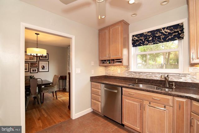 8411 MOREY LN, Alexandria, VA 22308