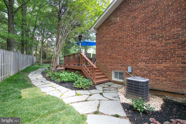 8411 MOREY LN, Alexandria, VA 22308