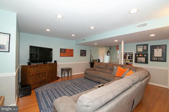 8411 MOREY LN, Alexandria, VA 22308