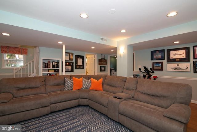 8411 MOREY LN, Alexandria, VA 22308