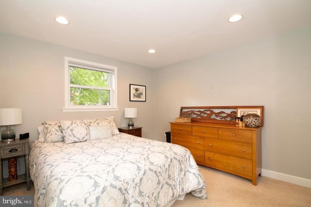 8411 MOREY LN, Alexandria, VA 22308