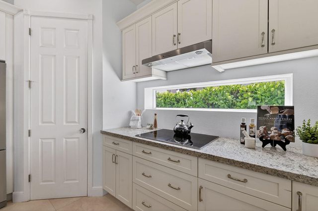 807 Xanadu Place, Jupiter, FL 33477