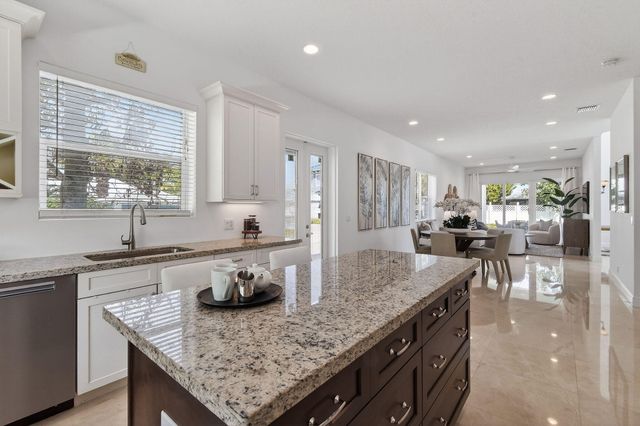 807 Xanadu Place, Jupiter, FL 33477